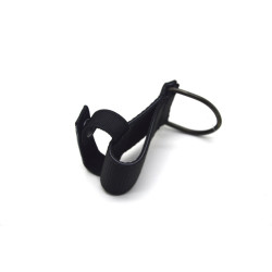 Тримач для палиці синтетичний з металевим півкільцем чорний 9012