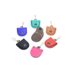 Адресник для тварин Zoo-hunt шкіряний 3,5х3,5 см  червоний