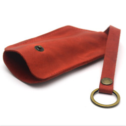 Ключниця шкіряна Крейзі Zoo-hunt червона 1056