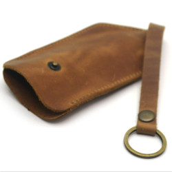 Ключниця шкіряна Крейзі Zoo-hunt світло коричнева 1056