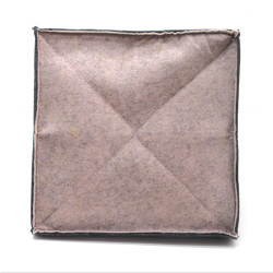 Будинок для котів та малих порід собак Zoo-hunt з фетра Джейн №1 35х35х36 см сірий