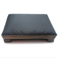 Диван для собак Zoo-hunt Флінт коричневий  №1 48х70х30 см