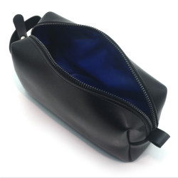 Косметичка Zoo-hunt з екошкіри Кеті 18х10х7 см чорний гладкий 1252