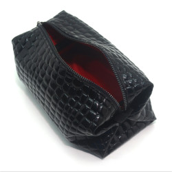 Косметичка Zoo-hunt з екошкіри Лаура 22х11х11 см чорний крокодил 1251